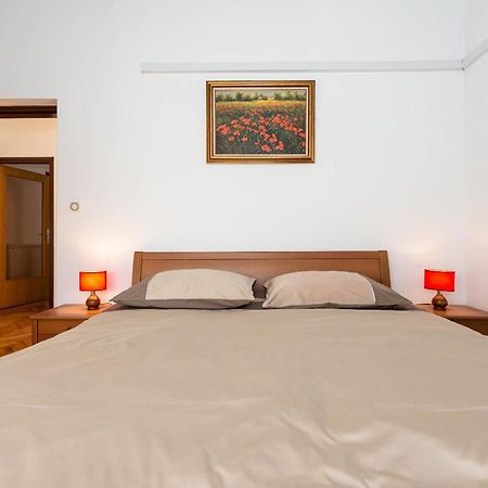 Apartments D&V Ровинь Экстерьер фото